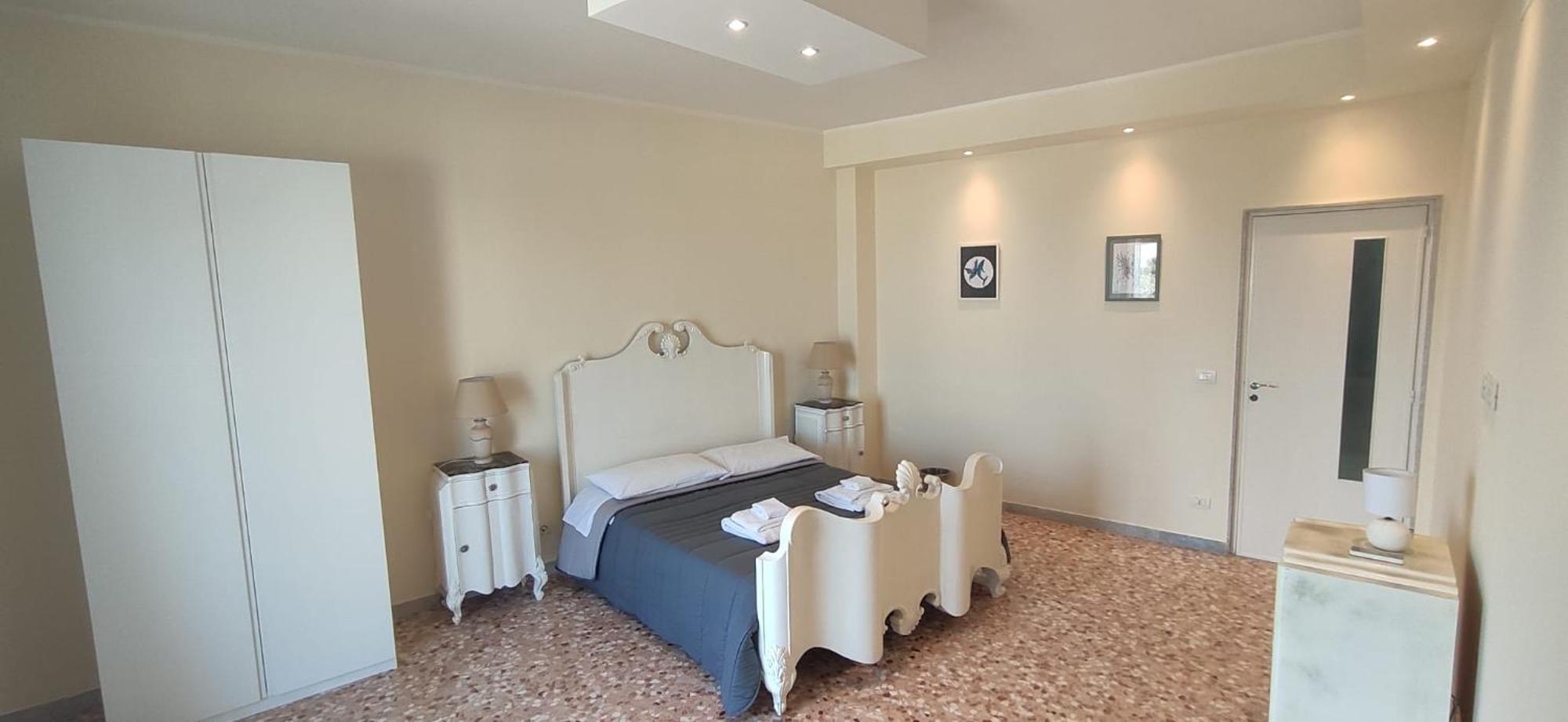 Blu House Apartment Monopoli Exterior foto