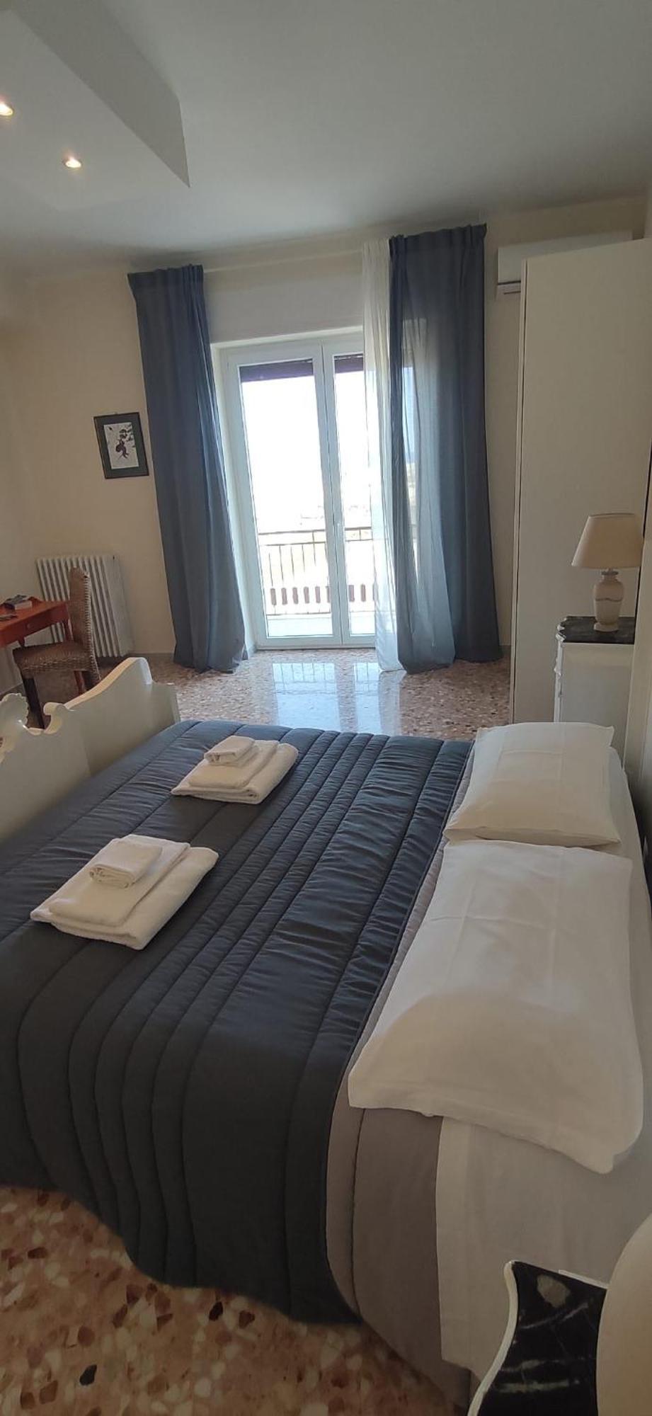Blu House Apartment Monopoli Exterior foto